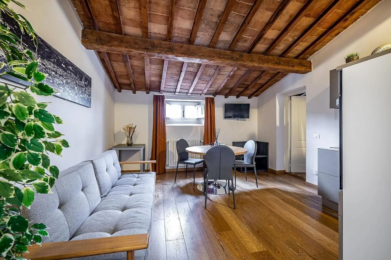 Martelli 6 Suite & Apartments Florence Italy