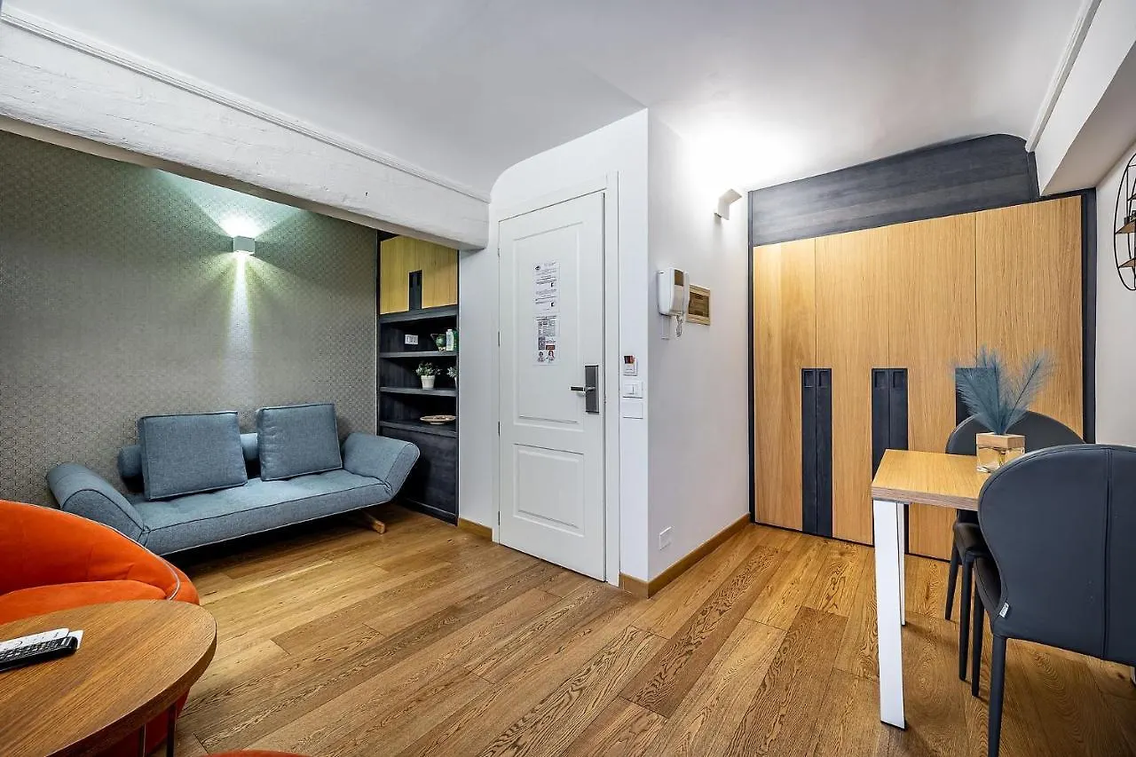 Martelli 6 Suite & Apartments Florence Italy