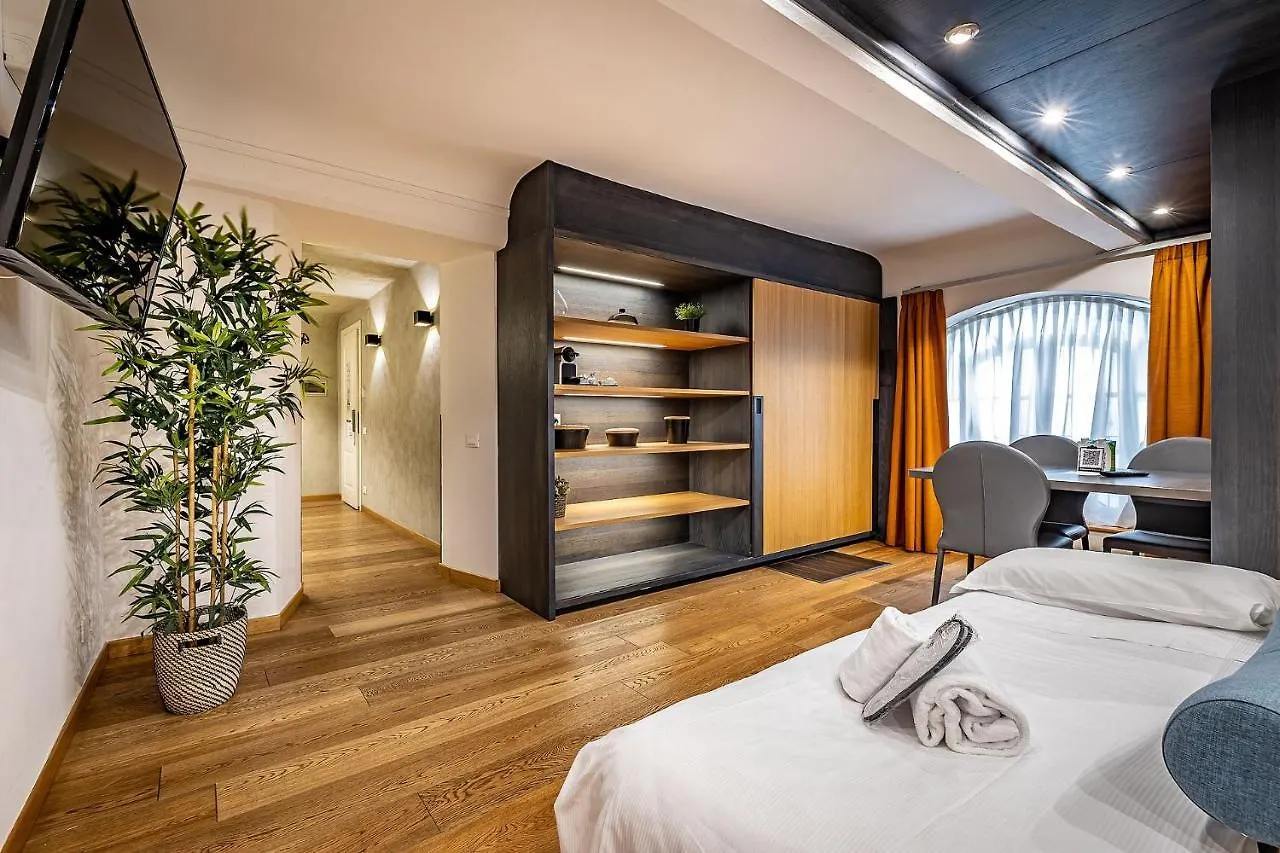 Martelli 6 Suite & Apartments Florencia 3*,