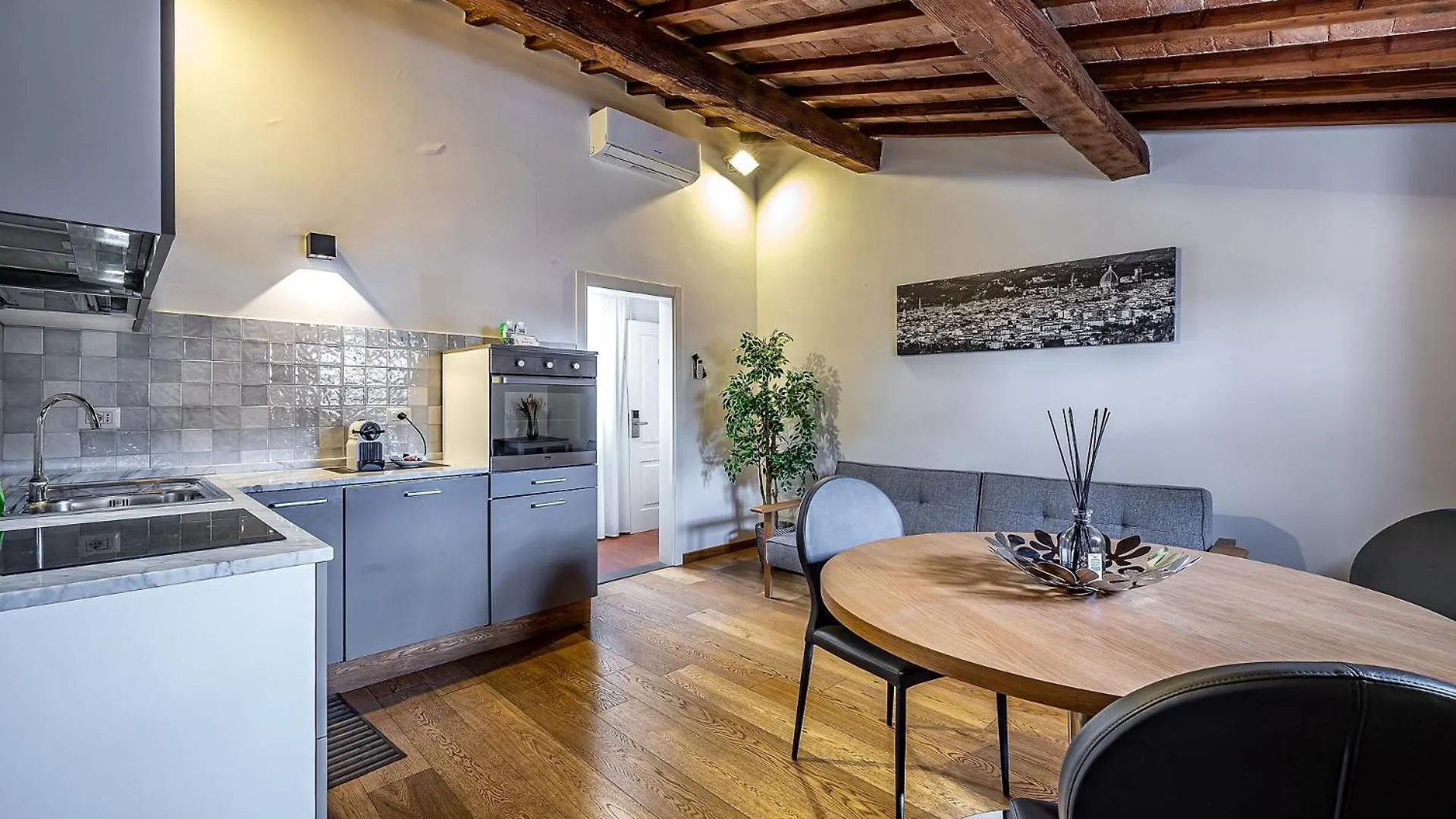 Martelli 6 Suite & Apartments Florencia Bed and breakfast